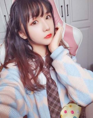 日韩美女黄色甜美穿搭_在线免费观看电视剧