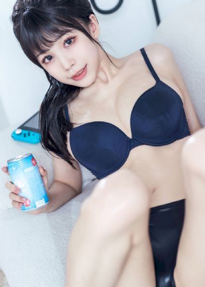 香港成人鬼视频在线_中英字幕1080