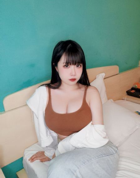 国产av偷拍免费视频_免费观看高清版