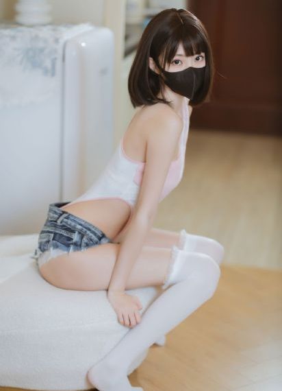 日本久久久_超清全集免费观看