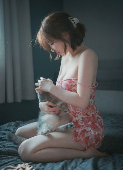 欧美女街拍头像_HD电影在线观看