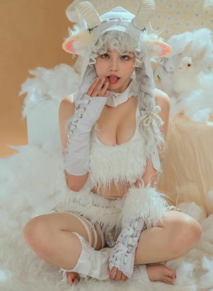 蜜桃婷婷_BD英语在线播放观看