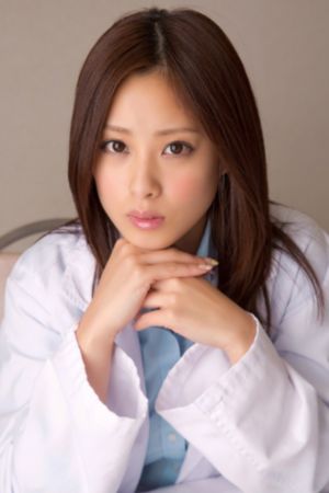欧美两个女明星街拍_DVD国语在线观看