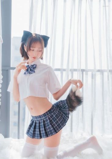 路虎揽胜是哪国产的_英文版字幕