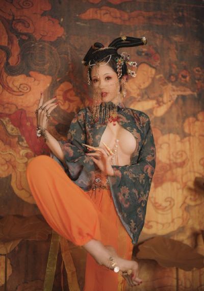 欧美创意动态图片_1080免费高清观看