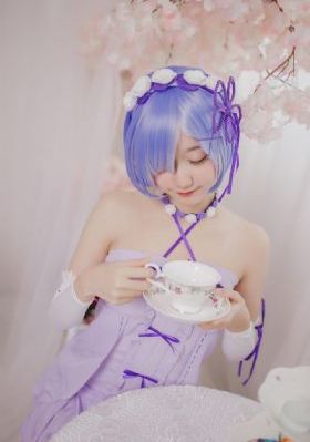 欧美美女无毛_影视大全视频