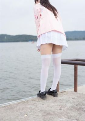 欧美男模特大图_720免费观看