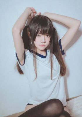 欧美女装外衣_完整无删减版